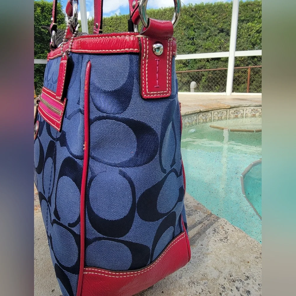Coach Navy And Fuchia Laura Signature Monogram Jacquard Tote - Picture 7 of 16